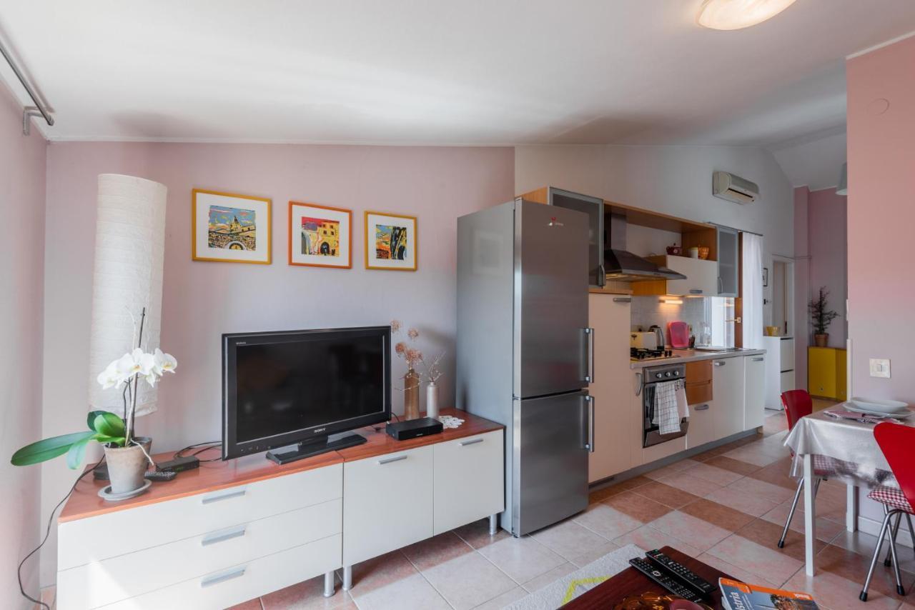 Apartment Anna 2 Pula Exterior photo